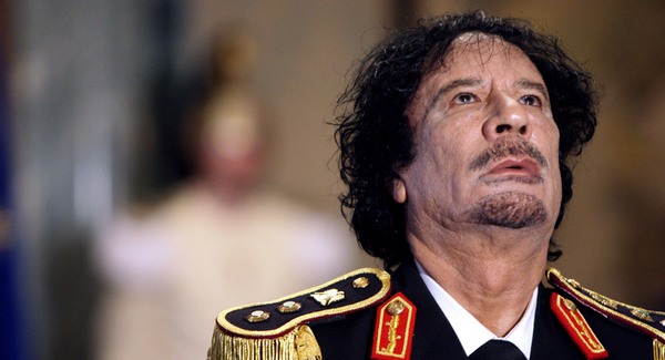 Kadhafi odahaza akar mártírhalált halni
