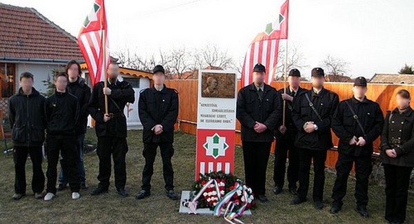 Vizsgálódik a rendőrség a Szálasi emlékmű ügyében 