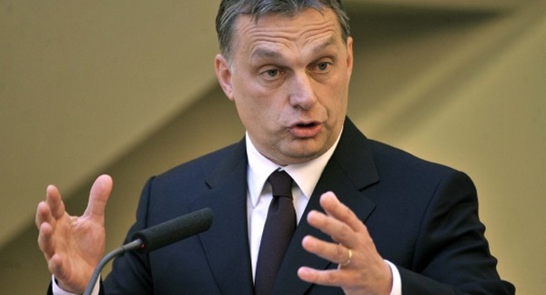 Rárepült Orbán rokonságára a Jobbik