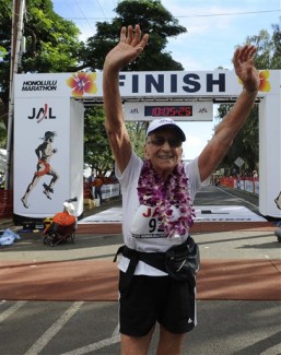 Kilencvenkét évesen futotta végig a maratont 