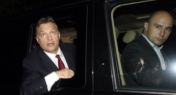15 millióért vettünk Orbánnak új autót