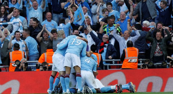 Manchester kék fele is ünnepelhet