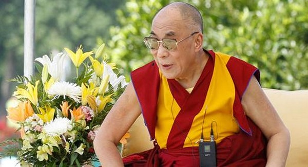Obama fogadta a Dalai Lámát