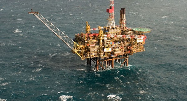 Újabb helyről ömlik az olaj Skóciánál