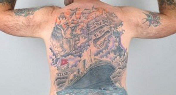 Magára tetováltatta a Titanic katasztrófáját