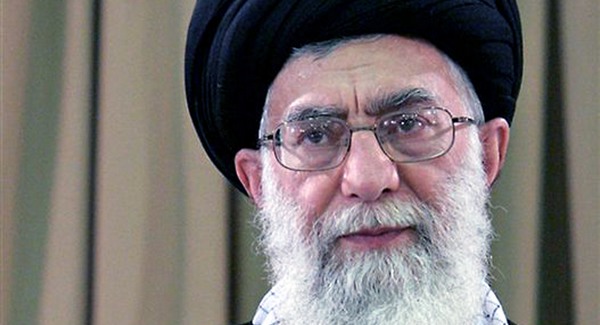 Khamenei megfenyegette az Egyesült Államokat
