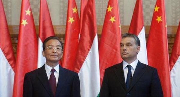 Orbán Kínába készül