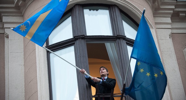 Székely zászlót lenget a szél Erzsébetvárosban