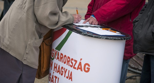 Saját aktivistáit is átvágta a Fidesz