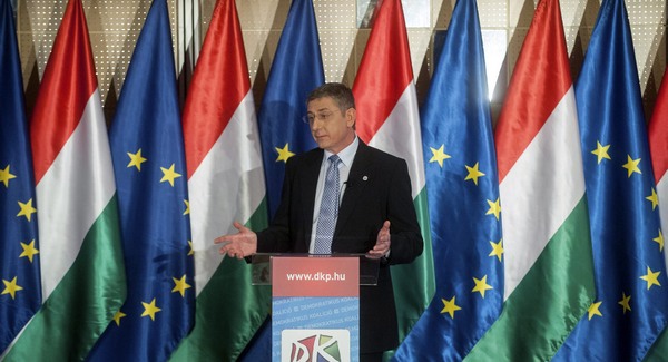 Orbán, Magyarország első számú mákgubója 
