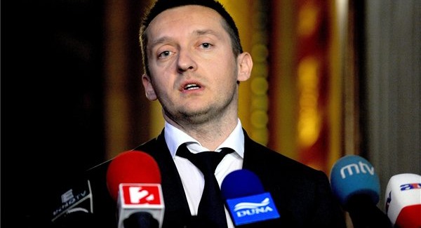 Rogán durván beavatkozna a magánszférába