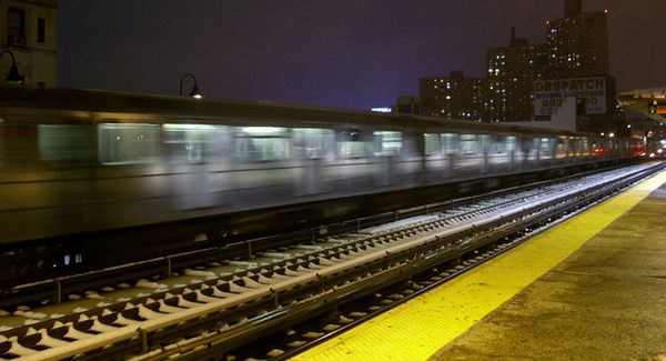 A New York-i zajszint veszélyezteti az emberek hallását