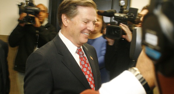 Három év börtönre ítélték Tom DeLay-t