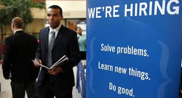 Egyre több amerikai kap munkát