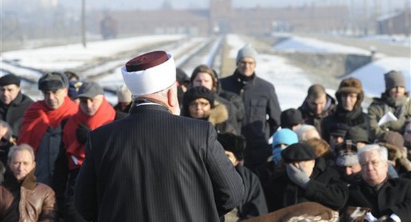 Muszlimok látogattak Auschwitzba