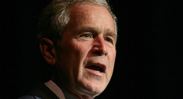 Bush nem utazik Svájcba a kínzási vádak miatt