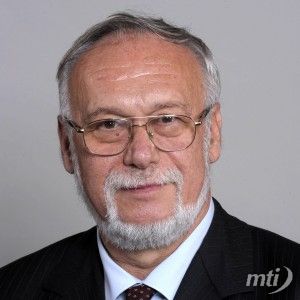 Megkezdődik az alkotmánykoncepció vitája