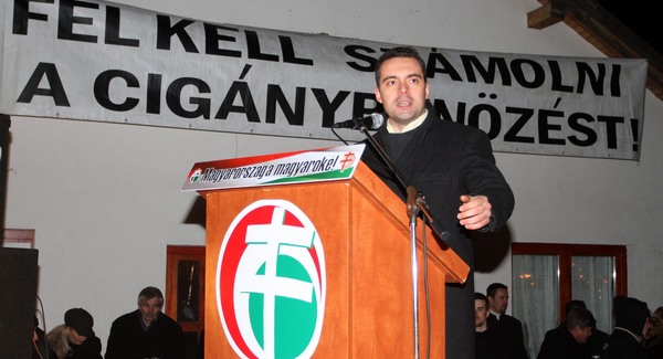 Újabb fajgyűlölő felvonulás