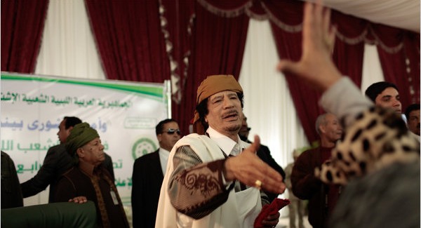 Amerikai cégek tolták Kadhafi szekerét