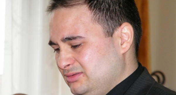 Bűnösnek vallotta magát és sírt a macsétás gyilkos