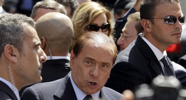 Terhelő vallomások Berlusconira 