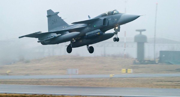 Szárnyaszegett Gripenek