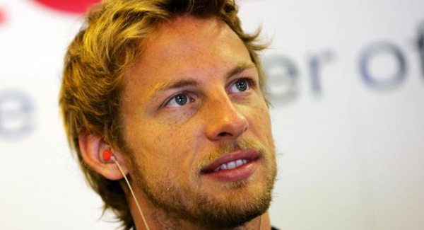Button a McLarentől vonulna vissza