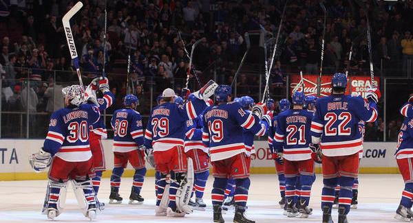 A Tampa Bay a rájátszásba lőtte a Rangerst