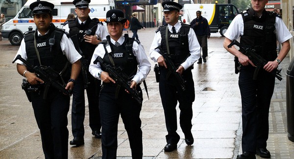 Terrorfenyegetés Londonban