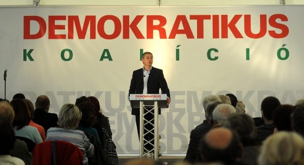 Munkásnyúzó kormánya van Magyarországnak