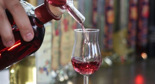 Szélsőjobbos zenekarral üzentünk Európának