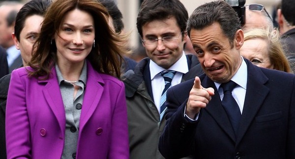 Nem beszél terhességéről a francia first lady