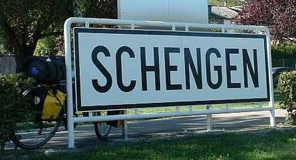 Ellenőrzés a schengeni határokon