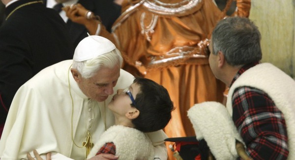 Mérsékelt kártérítés a pedofil papok miatt 