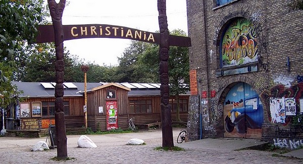 Megmenekülhet az anarchista közösség