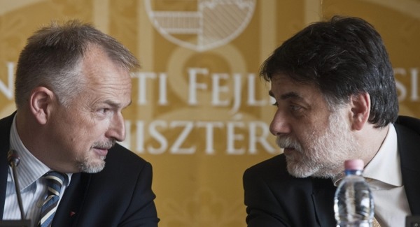 Tízmillió eurós vesztegetéssel vádolják a MOL vezérét