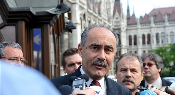 Megegyezés nincs, újabb demonstrációk várhatók