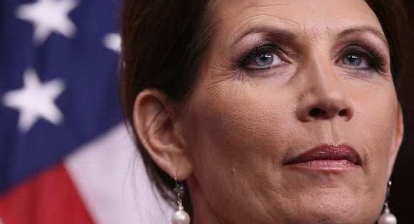 Bachmann migréntől szenved