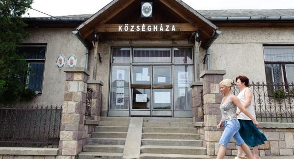 Volt szocialista polgármesterek fizetik a különadót