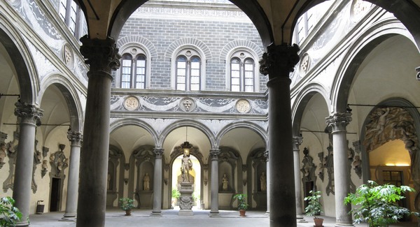 Malária végzett a Mediciekkel