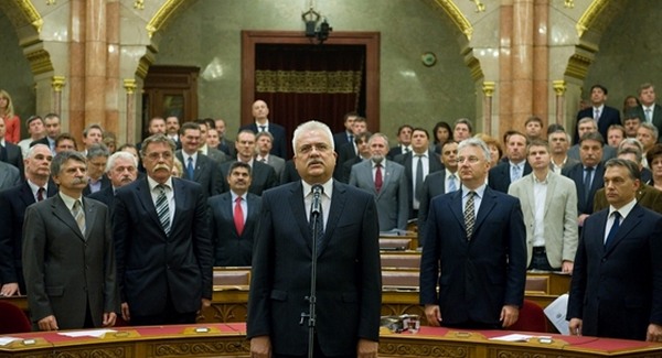 Újraválasztották az Alkotmánybíróság elnökét