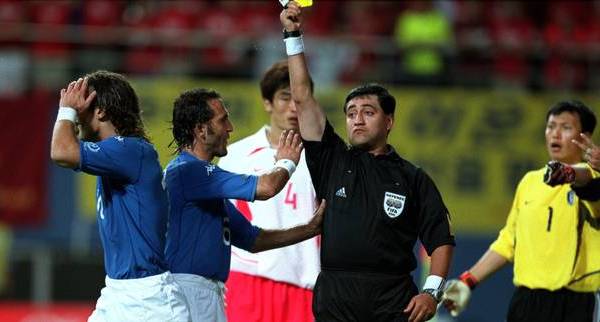 Két és fél év börtön a heroincsempész botránybírónak