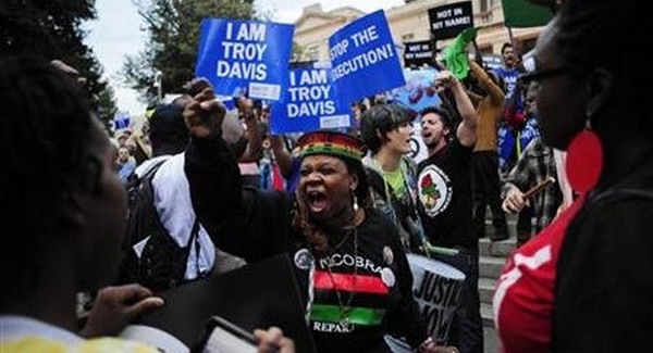 Kivégezték Troy Davist, noha nem volt bizonyíték