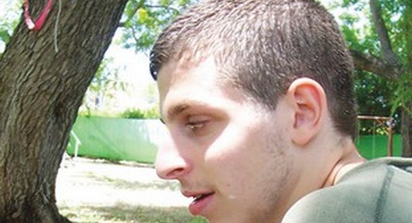 A jövő héten otthon lehet Gilád Sálit 