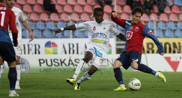 Bajnokot vert a KTE, menetel a DVSC