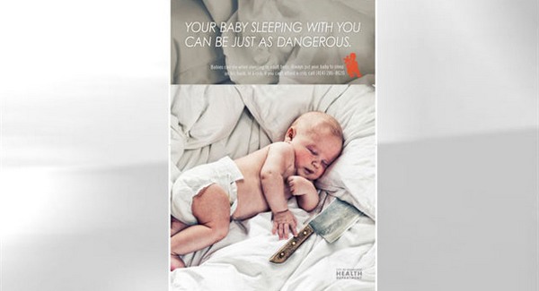 Sokkoló babaplakátok Milwaukee-ban