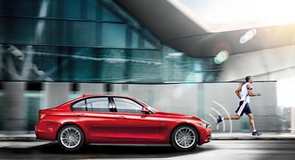 Önjáró futóedző autót kínál a BMW