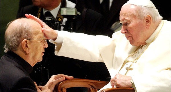 Még a pápa is besokallt a Krisztus Légiójától