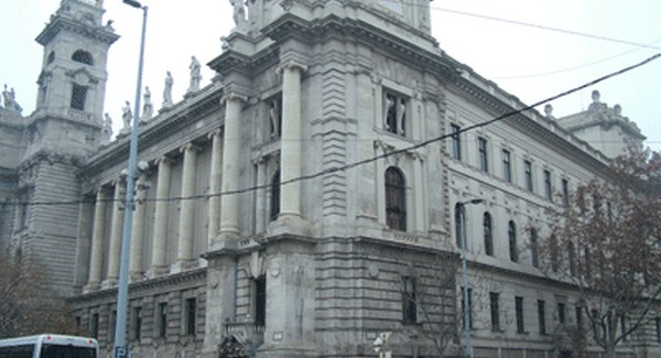 Lenyúlják a Politikatörténeti Intézet levéltárát