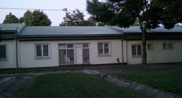 Brutálisan viselkedik a budapesti rezsim a menekültekkel